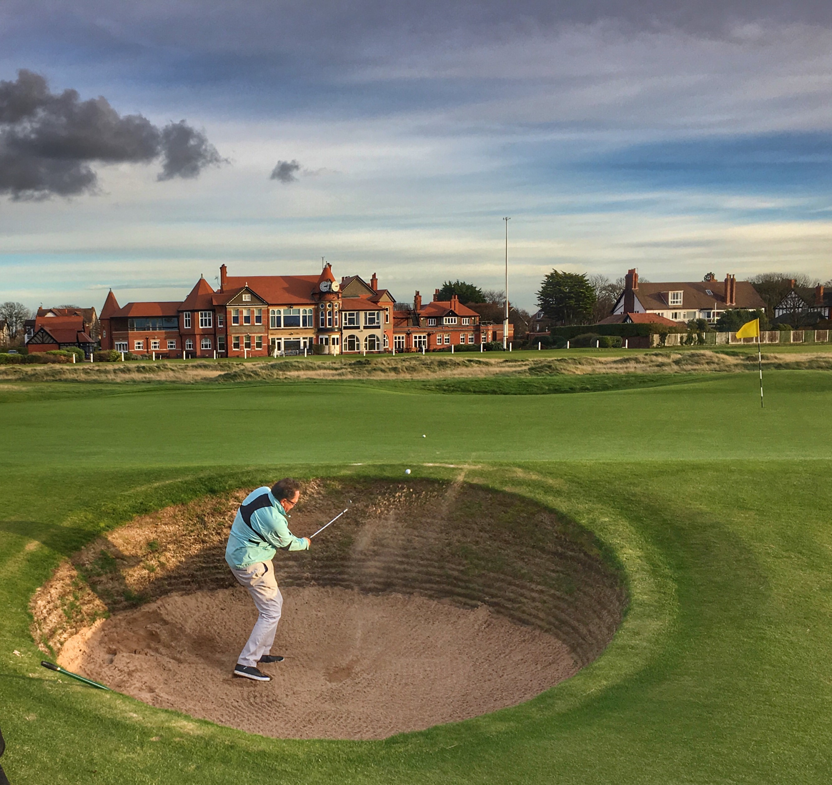 AGW Golf Captain, Peter Dixon with AGW ETIQUS Golfer of the Year Colin Callander. (Photo - Thank you to David Cannon.)