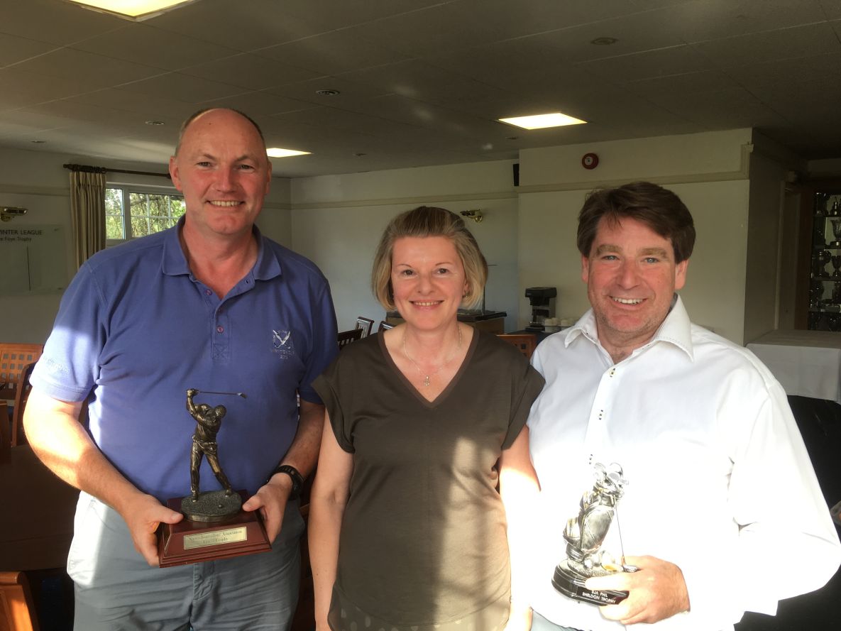 Phil Sheldon Trophy - L to R-Ian Woods, Gill Sheldon ad David Jacobs (2017)